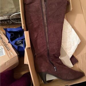 comfortview Burgundy Suede Knee-High Heeled Boots